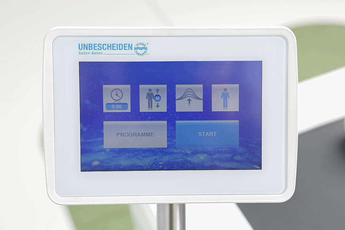 Die Steuerng erfolgt per Touch-Screen und besticht durch eine intuitive Bedienung. 